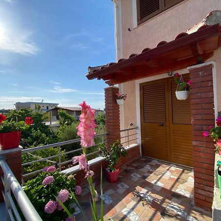 Arlind'S Apartaments Vlorë Esterno foto