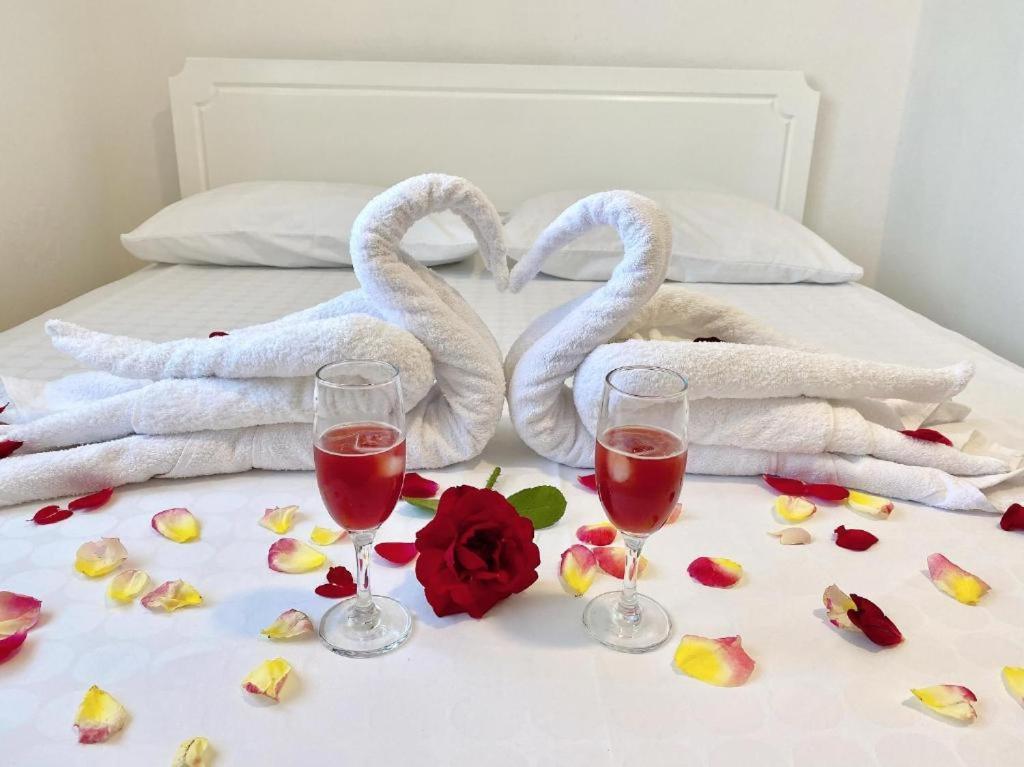 Arlind'S Apartaments Vlorë Esterno foto